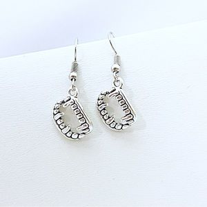 Earrings Vampire Fangs Teeth Lips Halloween Goth Witch Punk Biker Silver Tone